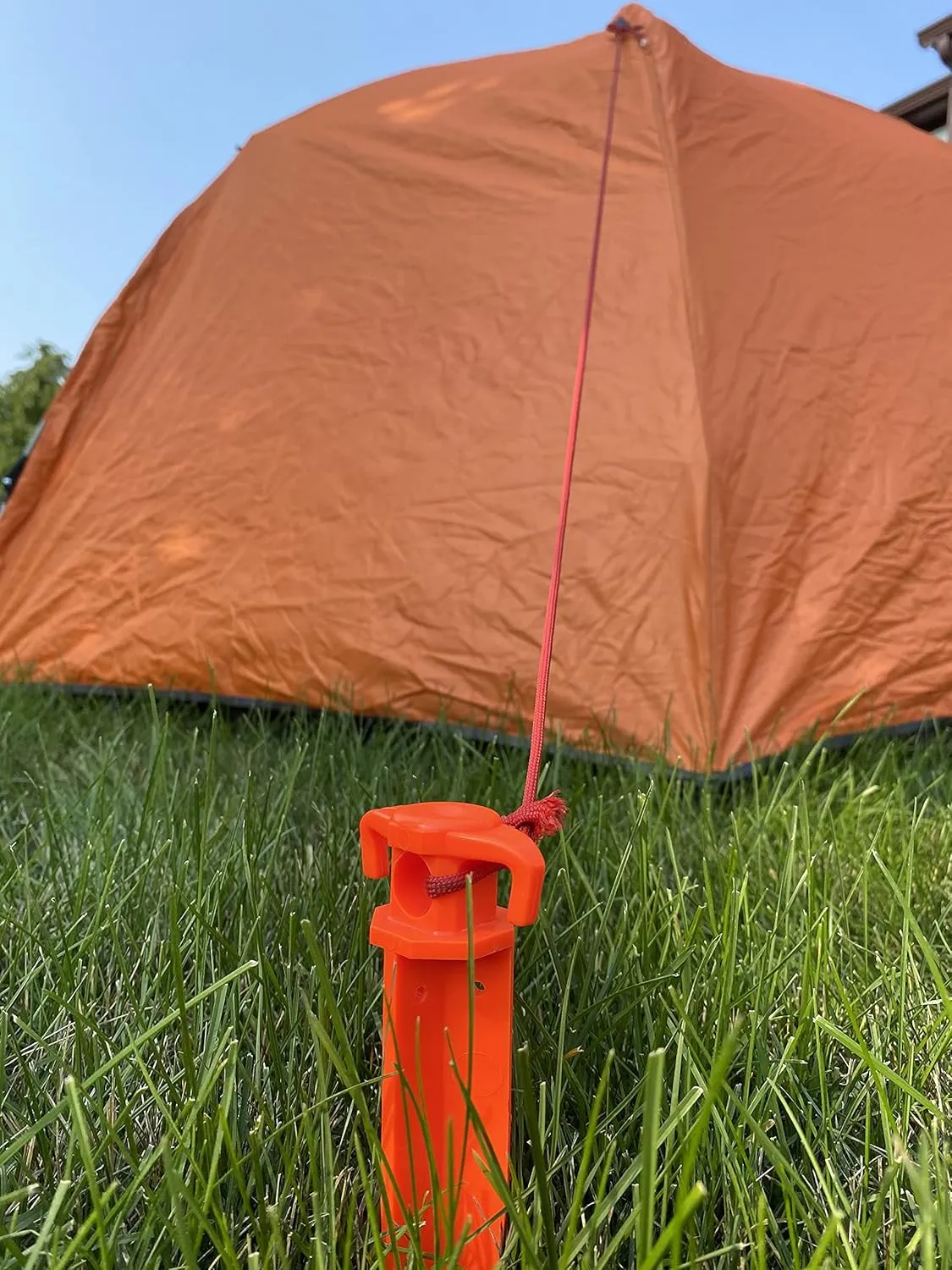 (8) 16" Tent Pegs with (1) 5/32" x 50ft Black/Orange Paracord Rope. Garden Stakes Durable and Strong Plastic Tent Stakes for Beach Mat, Camping, Hiking, Garden, Landscape Stakes, Orange, UV Resistant