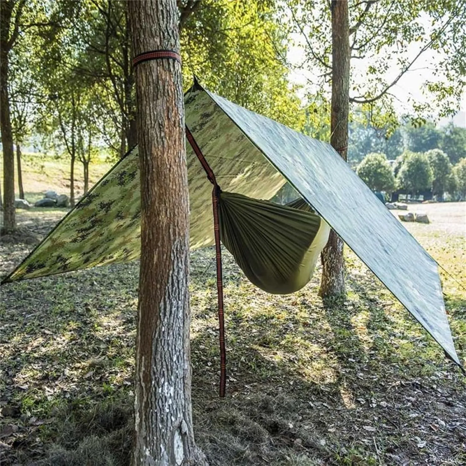 Camping Tent Waterproof Tent Tarpaulin Outdoor Camping Hammock Rainproof Garden Awning Awning Camping BBQ Tent Tarpaulin Shade (Green One Size)