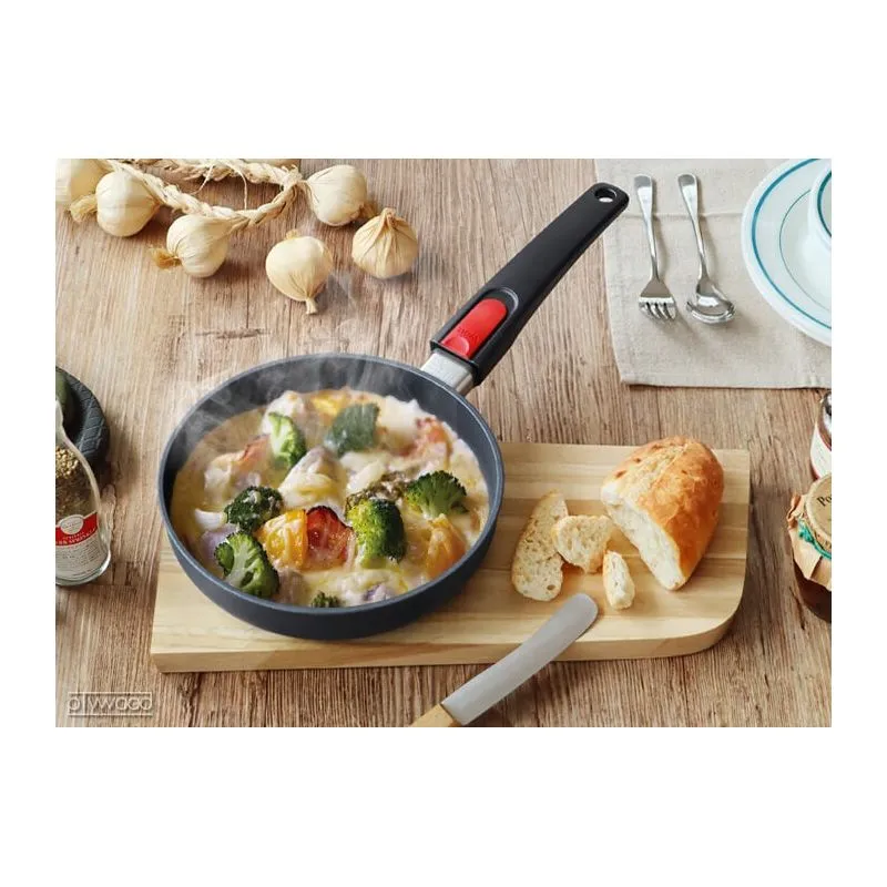 Diamond Lite Round Frying Pan 20 cm