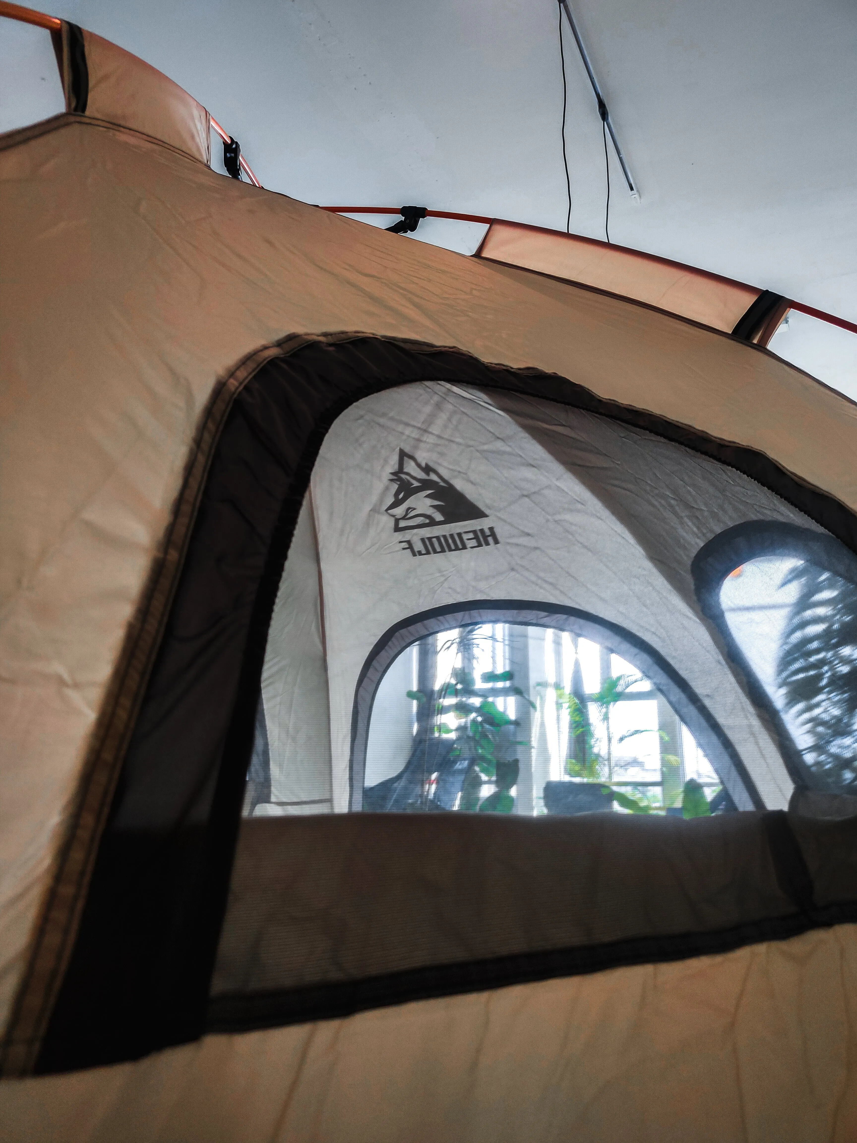 Hewolf Automatic 4 person Hexa Tent - Tan