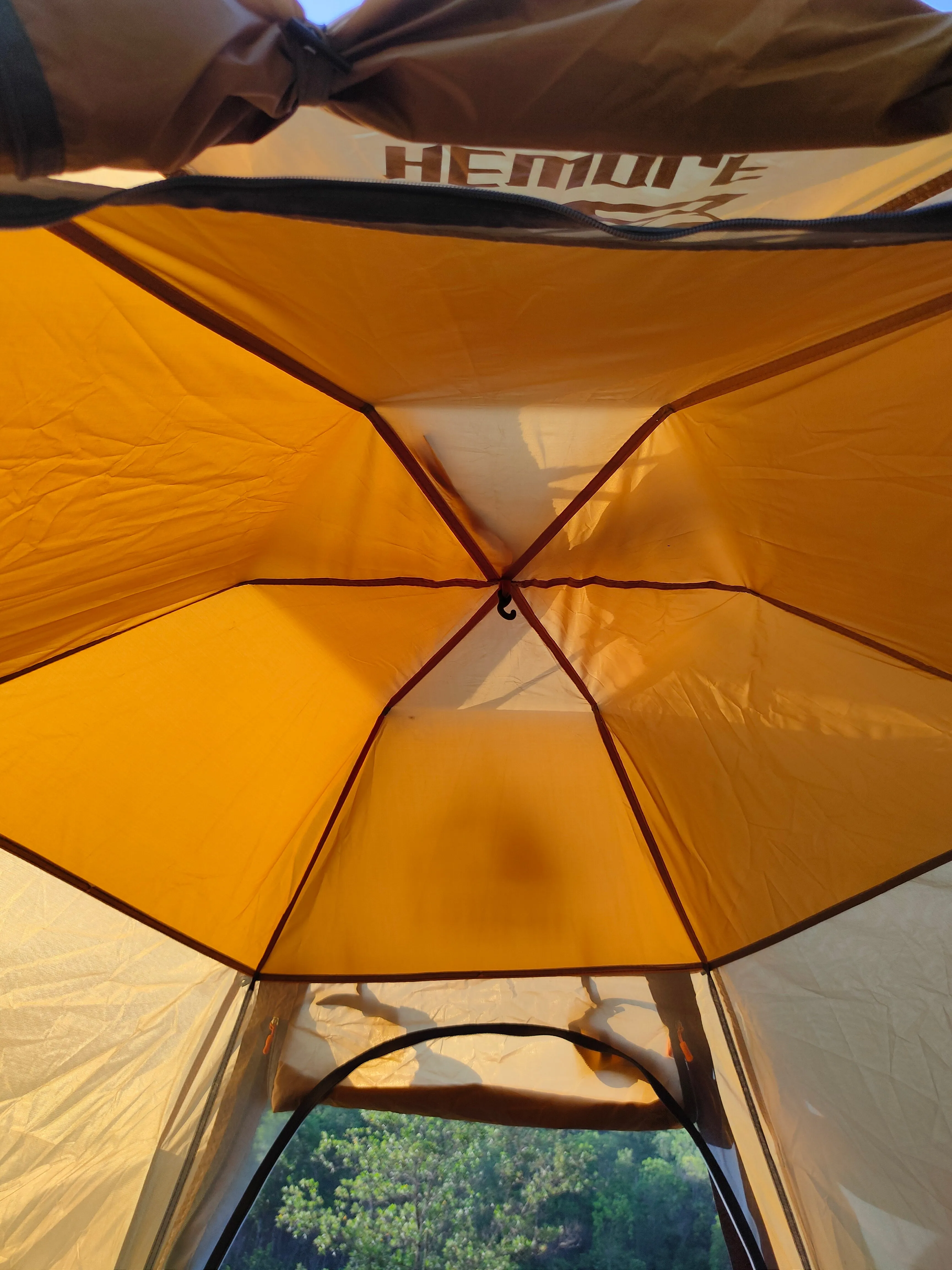 Hewolf Automatic 4 person Hexa Tent - Tan