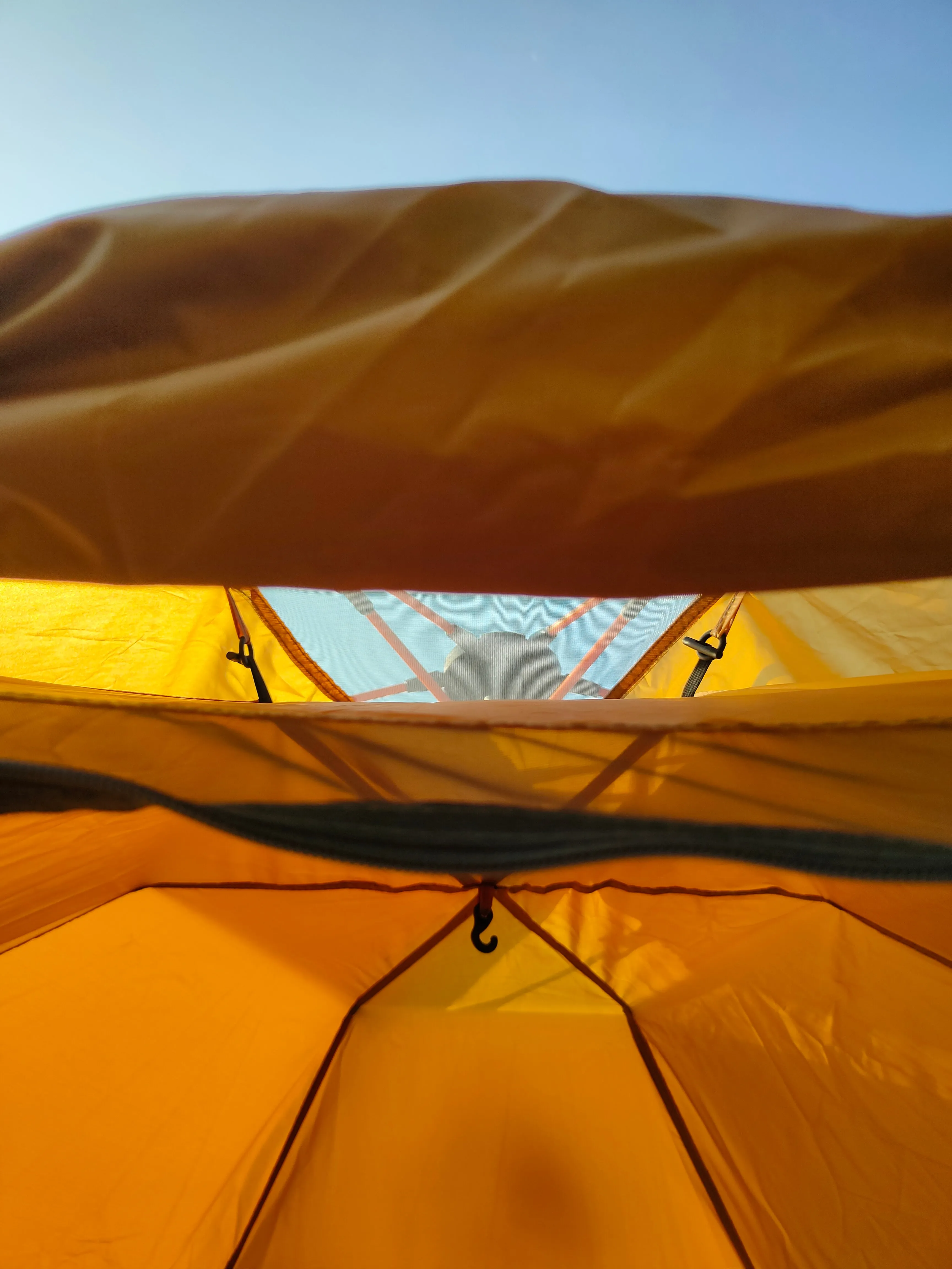 Hewolf Automatic 4 person Hexa Tent - Tan