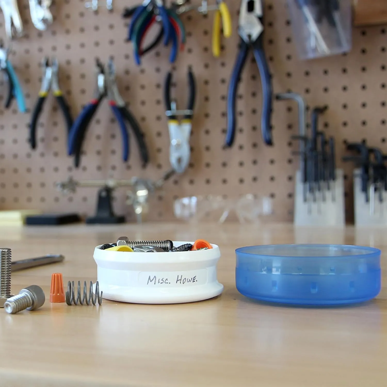 humangear GoTubb | Hard Container | Easy Open | Food-Safe Material, Clear/Green/Blue, Small