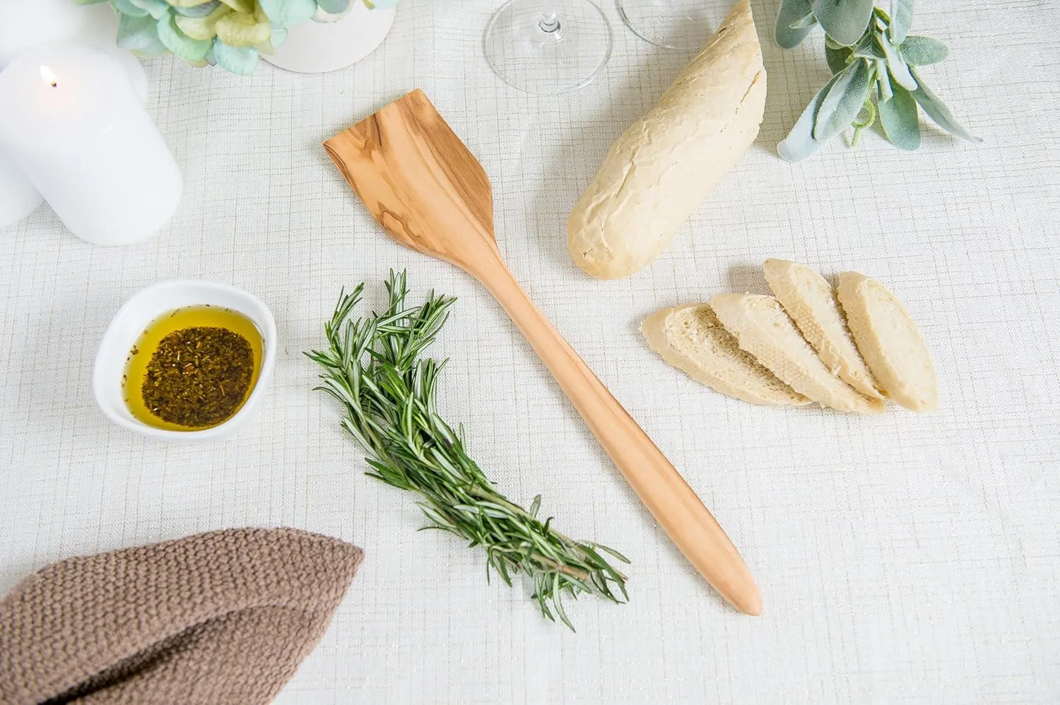 Lipper International Olive Wood Spatula for Cooking, Mixing, and Serving, 14" Long