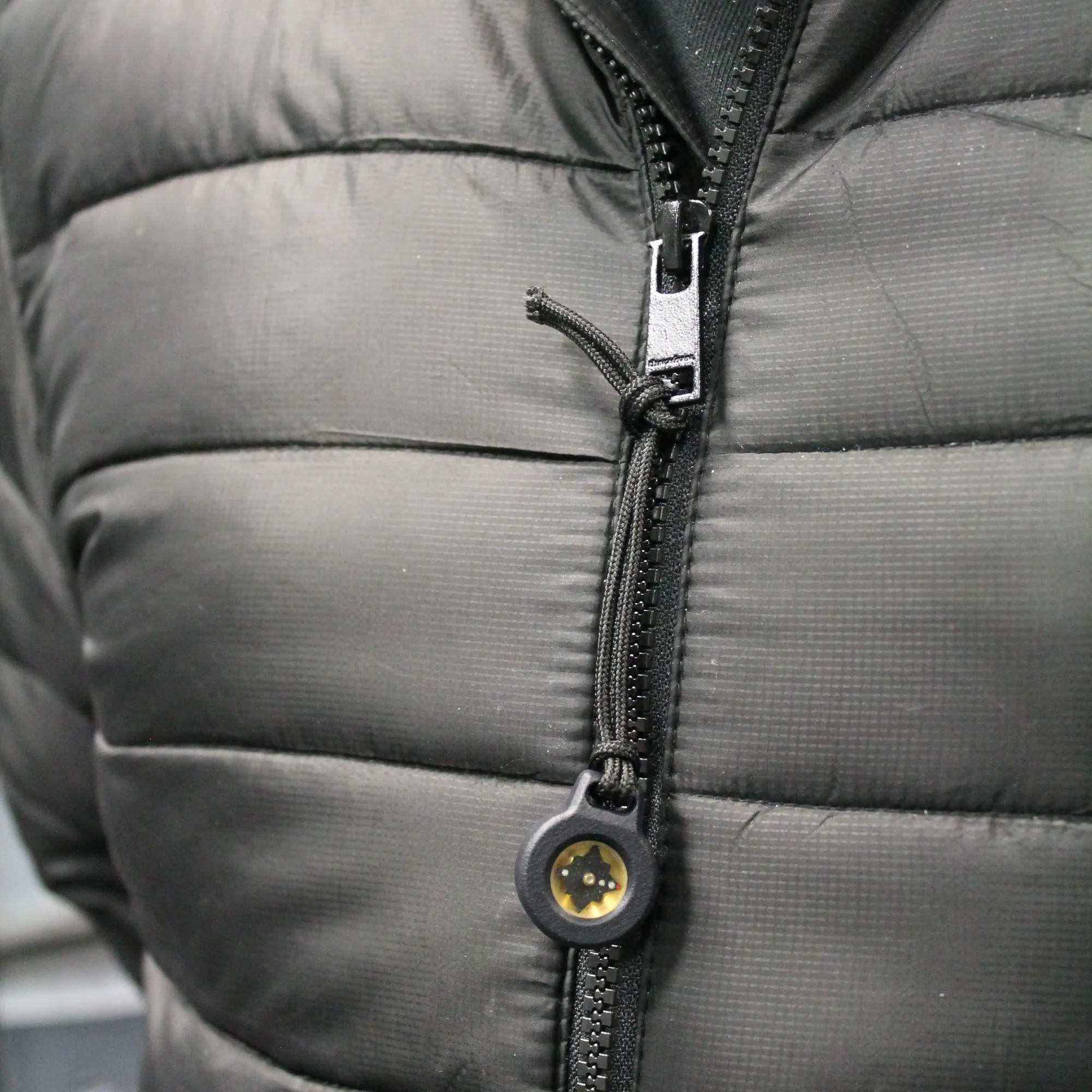NATO Survival Button Compass / Holder