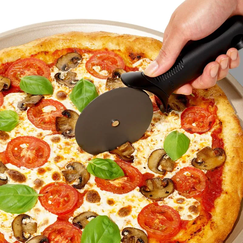 Oxo Black Non Stick Pizza Wheel 4.5" 1pc