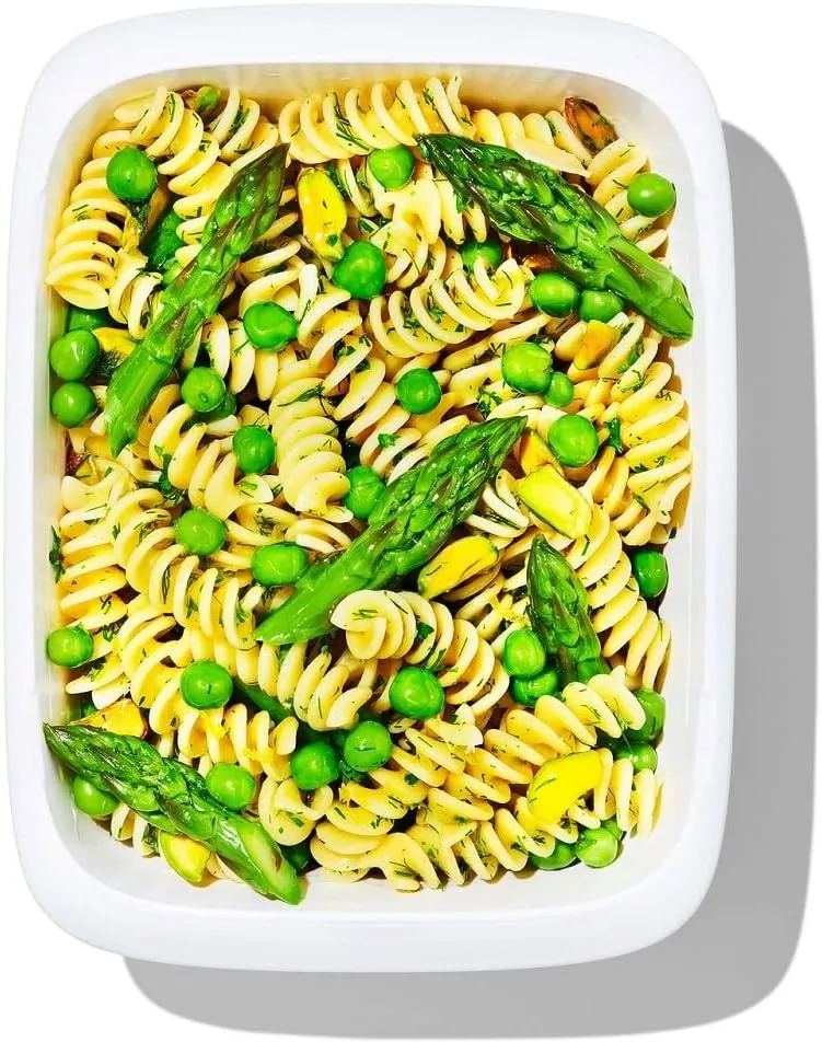 OXO Good Grips Prep & Go 3.3 Cups/0.78 L Container | Leakproof Food Storage | Ideal for leftovers and snacks |BPA Free|Microwave Safe | Dishwasher Safe | Freezer Safe | Odor and Stain Resistant, White