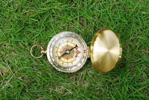 PPbean Classic Pocket Compass for Camping by Royal Replica