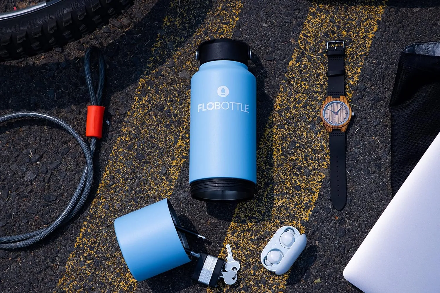 Stainless Steel Insulated Water Bottle, 28 Oz, Leak Proof, BPA-Free with Storage Compartment (Oceana Blue)