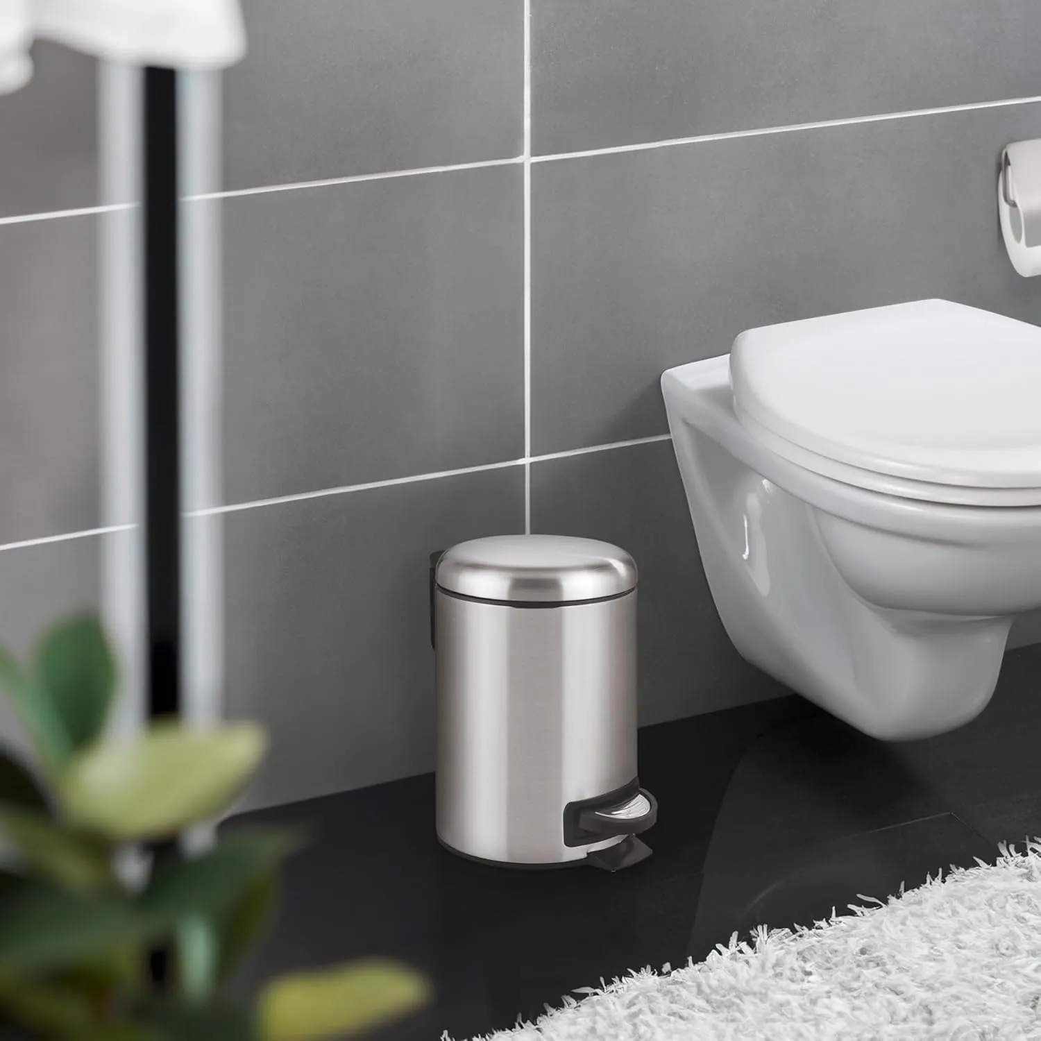 WENKO Small Trash Can with Lid and Pedal, Bathroom Garbage Can, Trash Bin with Removable Inner Bucket, Stainless Steel, Easy Close, 0.79 Gal, 9.84 x 8.86 x 6.69 in., Silver